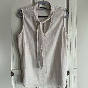Women’s sleeveless blouse